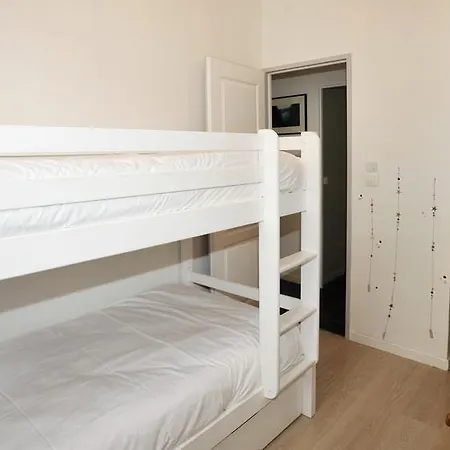 Apartment Appart' Montesquieu Lyon