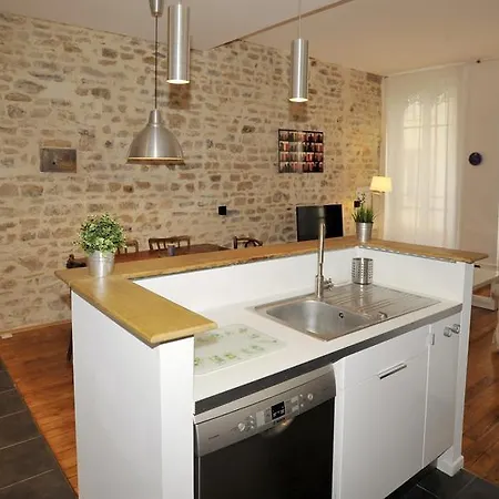 Appart' Montesquieu Apartment *
