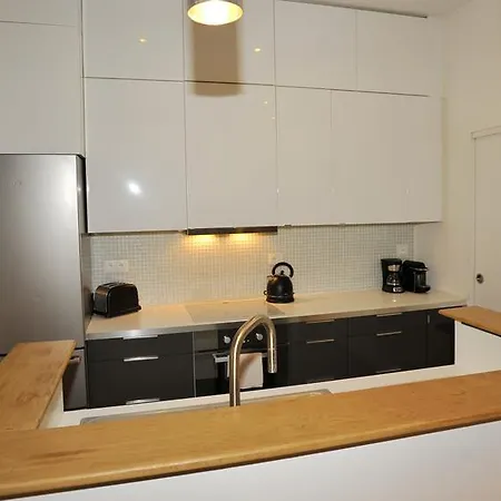 Apartment Appart' Montesquieu